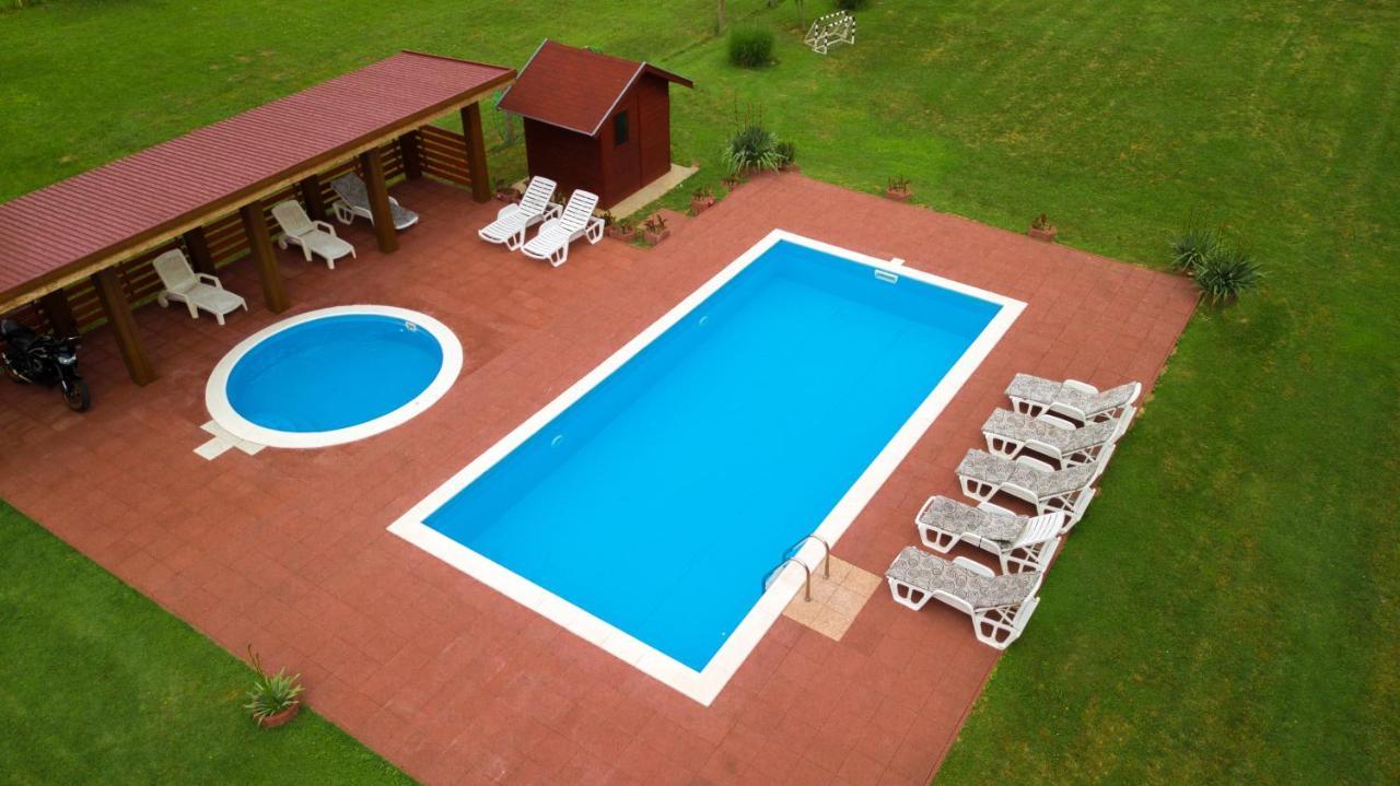 Tenisz Vendégház Ordacsehi Exterior foto